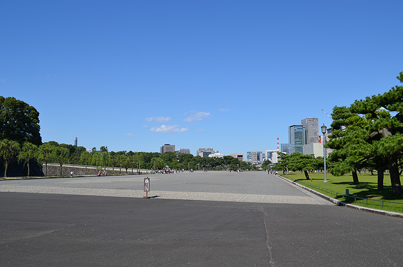 皇居の敷地内