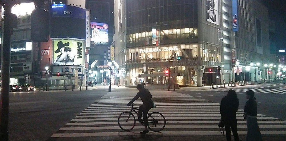 夜の代行時に渋谷のqfrontを通過 運転代行のドライバーズ東京