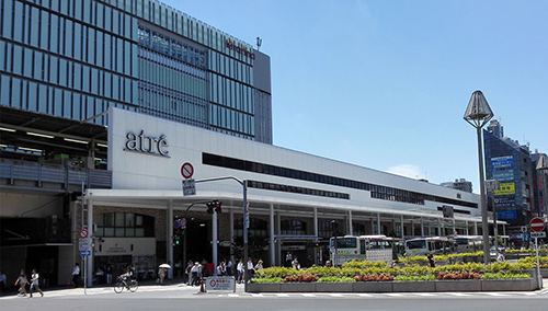 アトレ吉祥寺前の広場
